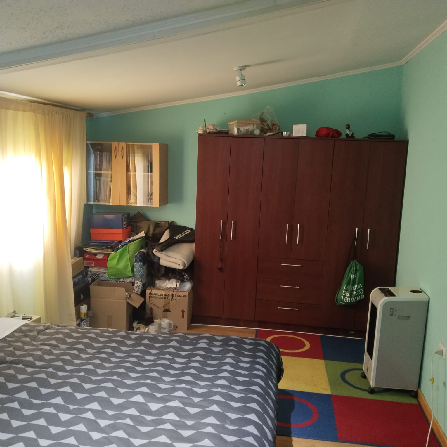 Propiedad de dos pisos de construcción sólida ubicada en tranquilo sector residencial · foto 11