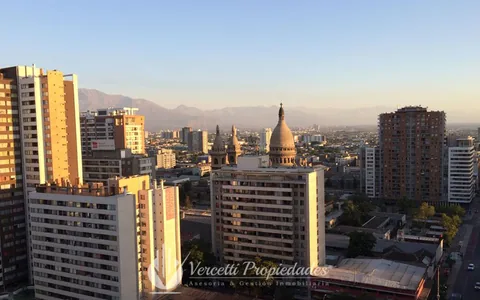 Hermoso departamento ubicado a solo pasos del casco histórico de Santiago