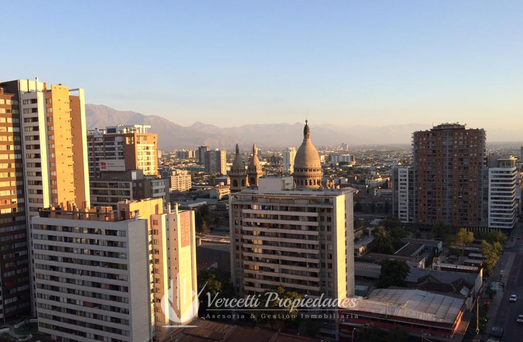 Hermoso departamento ubicado a solo pasos del casco histórico de Santiago