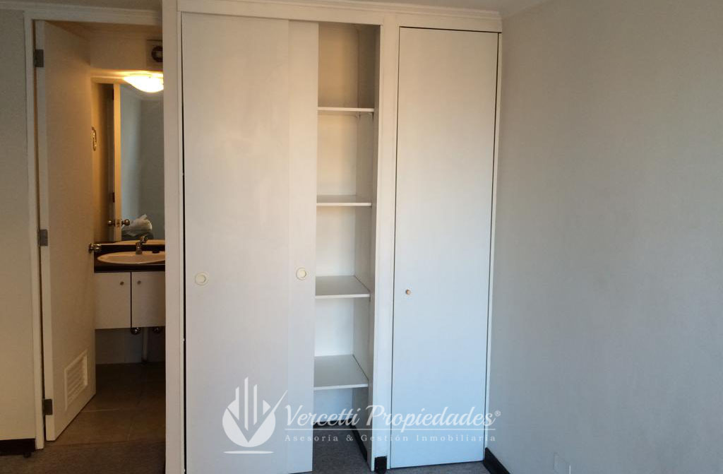 Hermoso departamento ubicado a solo pasos del casco histórico de Santiago · foto 8