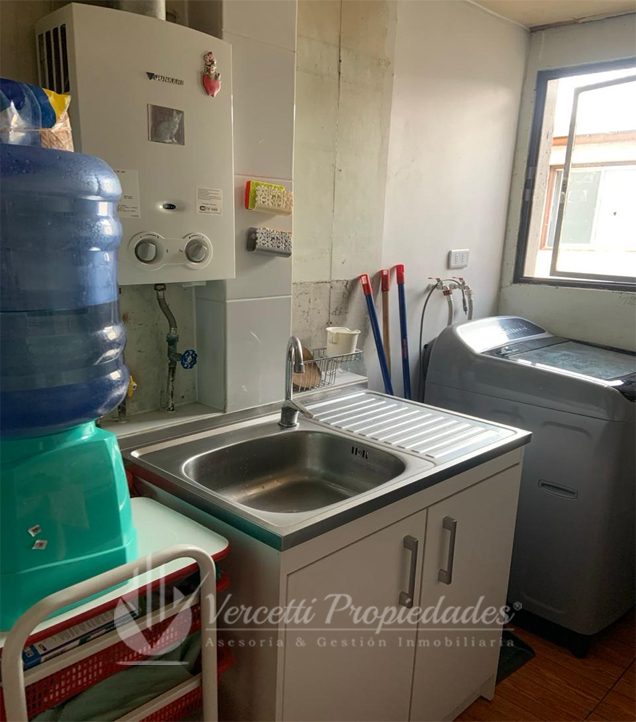 Acogedor departamento a pasos de la Estación de Metro Santa Rosa · foto 3