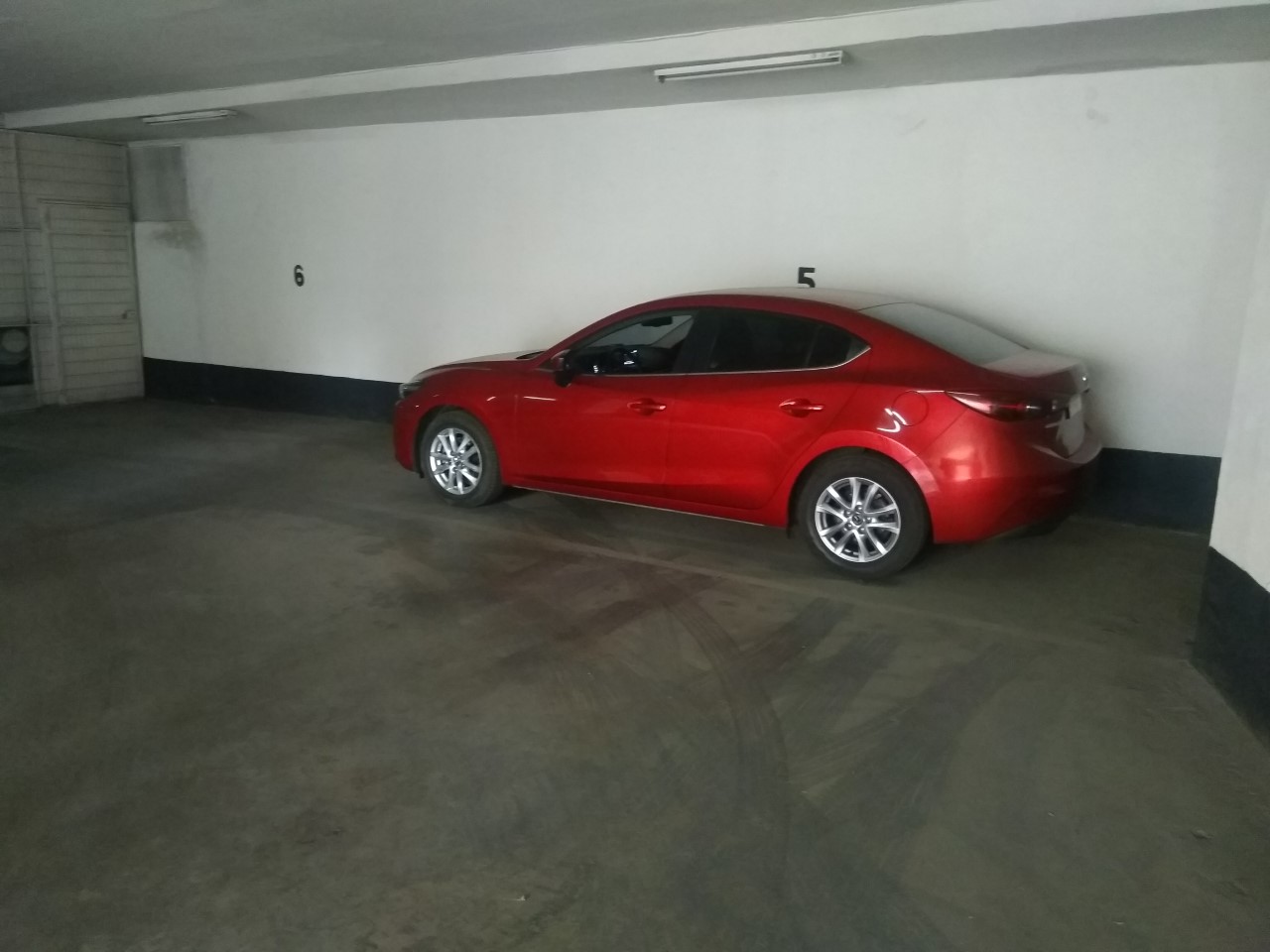 Estacionamiento en venta en inmejorable ubicación en Los Militares · foto 6