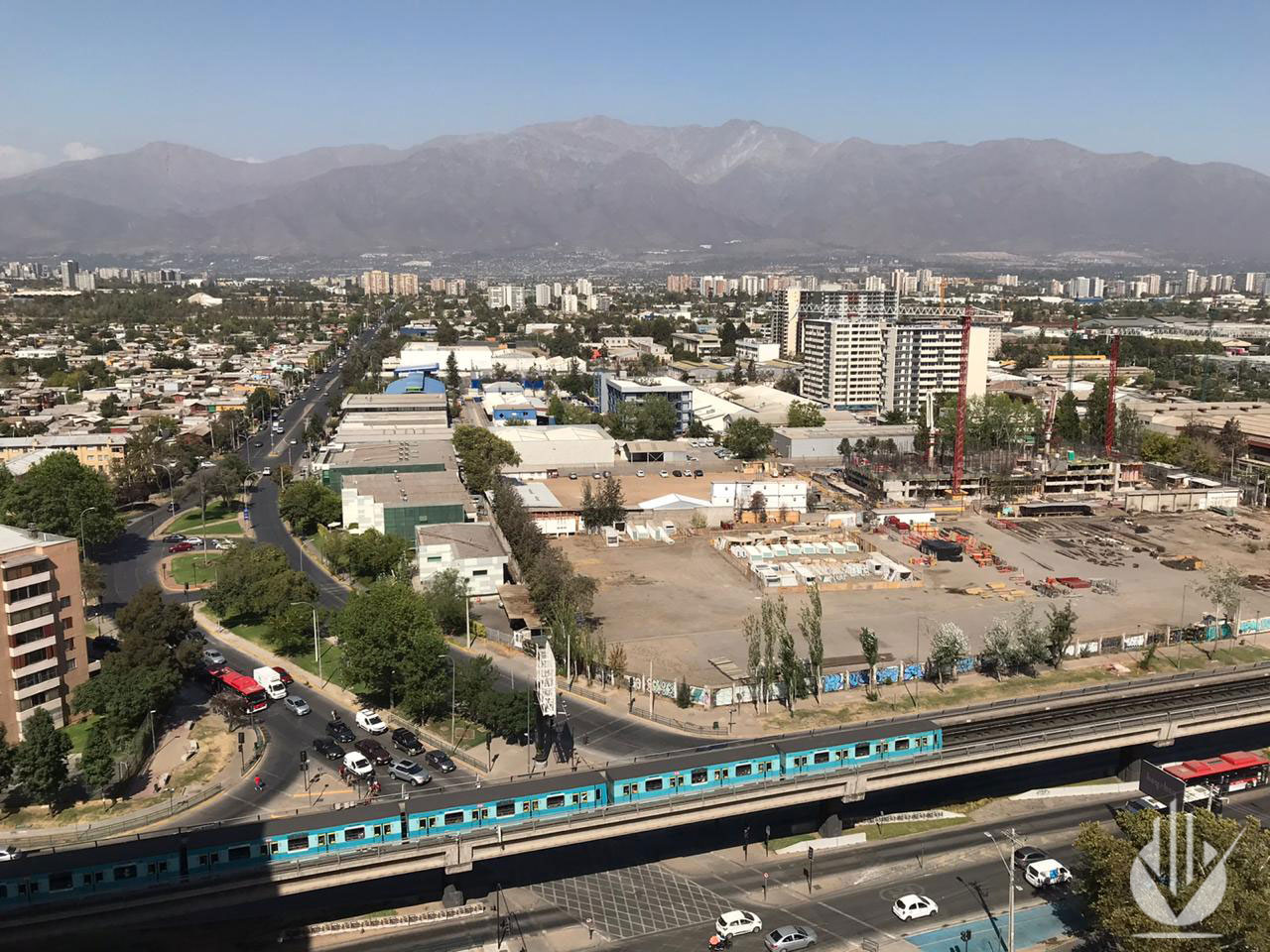 Se arrienda estupendo y amplio departamento con vista hacia la cordillera · foto 13