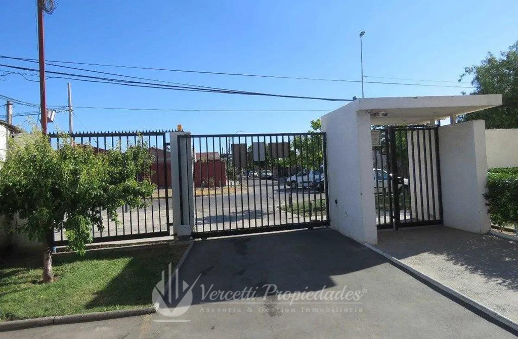 Hermoso y acogedor departamento en la Cisterna · foto 2