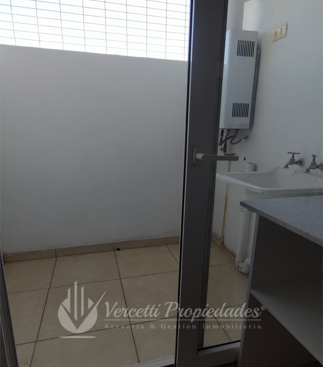 Amplio y Hermoso Departamento en La Cisterna · foto 6